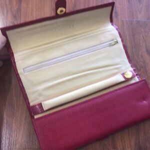 Carolee Red jewelry travel organizer.